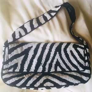 VINTAGE BLACK AND WHITE BEADED EVENING BAG
